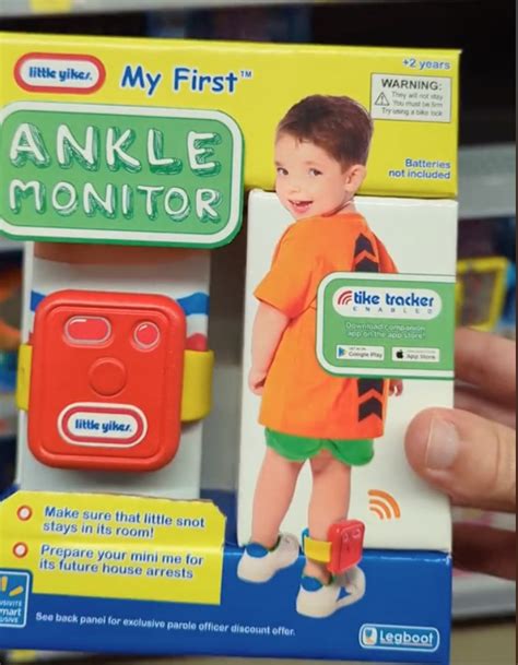 The Fisher-Price Ready 2Wear digital monitor is a small, ultra-convenient device that gives parents mobility and keeps baby in earshot. Using micro-technology advances, this monitor is lightweight and roughly the size of a large wristwatch. But it gets better. 